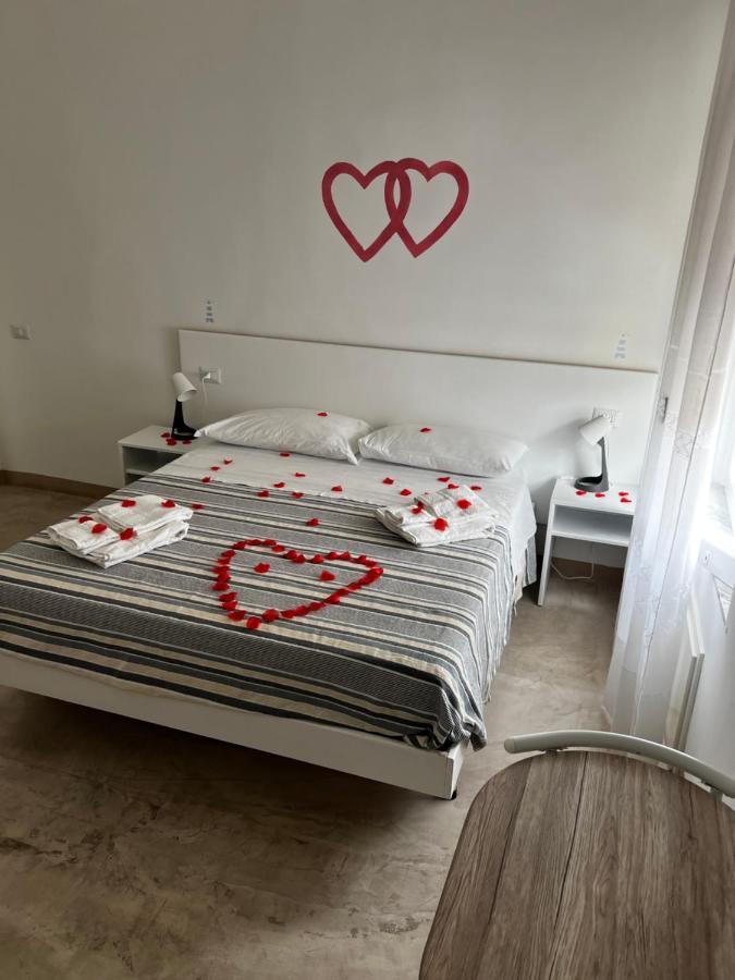 La Piazza Beb Bed & Breakfast Tropea Exterior photo