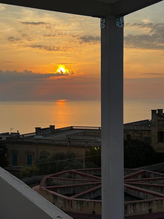 La Piazza Beb Bed & Breakfast Tropea Exterior photo