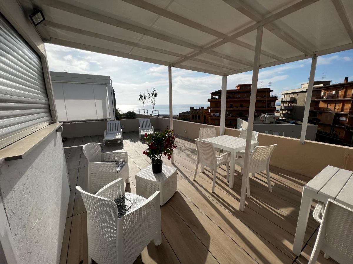 La Piazza Beb Bed & Breakfast Tropea Exterior photo